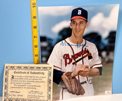 Warren Spahn HOF Autographed Color Photo w/COA Official License MLB 8×10