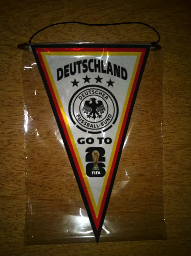 TRIANGULAR PENNANT WORLD CUP 2026 GERMANY ALEMANIA DEUTSCHLAND NATIONAL TEAM