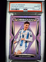 POP 1 OUT OF 30Panini Obsidian Soccer Julián Alvarez💸💸 Purple Flood💰💰PSA 10