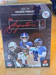 Topps 2025 Signature Class Football Sealed Value/ Blaster Box