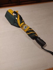 Green Bay Packers Push Button Auto Open 42″ Umbrella – Large Coverage
