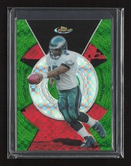 2005 Finest #53 Donovan McNabb Green Xfractors #/50