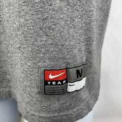 Vtg. Nike Univeristy Of Nevada Football T Shirt / Men’s (M) Gray Cotton Blend