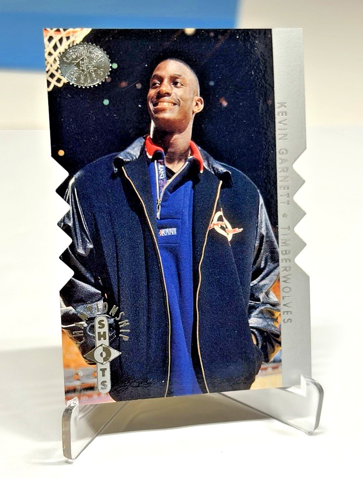 1995-96 SP Championship Shots Kevin Garnett Die-Cut Silver Shots RC #S9 HOF N/M