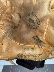 1960s MacGregor PXCX Professional Model Fielder’s Glove – Original Lace ARC