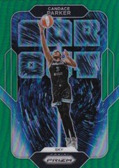 2022 Panini Prizm WNBA Far Out Insert Green Refractor #12 Candace Parker
