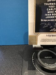 2019 Leaf Ultimate Sports Memorabilia Six MUNSON BERRA FISK BENCH… See Below 4/6