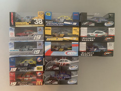 Elliott Sadler NASCAR 1:64 Diecast 2005 – 2017 – You Pick Your Raced Version