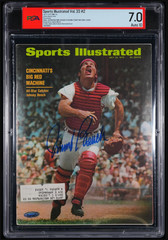 1970 Johnny Bench Signed Sports Illustrated Magazine Certified PSA 7 DNA 10 HOF