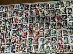 NFL Football Card Lot – 1000 Cards 1980’s-2020’s 10 HOF + 10 Insert