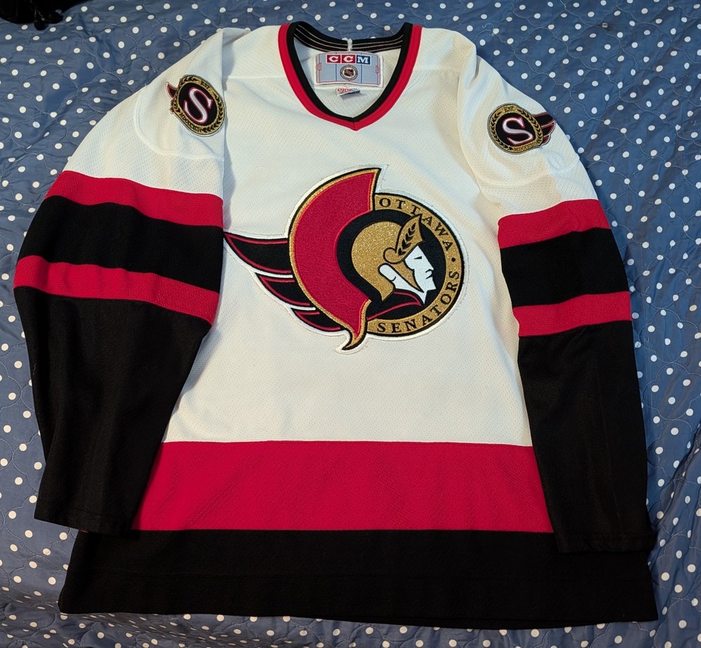 Vintage 90s Ottawa Senators CCM 550 XL White Jersey. NHL