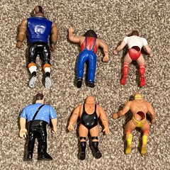Collection of 17 Vintage 1980’s WWF Wrestling Action Figures Hulk Hogan Etc