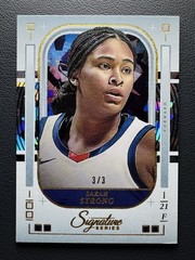 2025-26 Panini Signature Series Sarah Strong #66 GOLD Glitter 3/3≈1/1 UConn