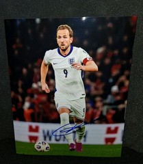 Harry Kane England Team Autographed 8×10 Goal Celebration Photo