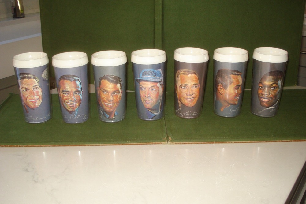 1965 BUFFALO BILLS VOLPE GLASSES, CUPS INCLUDES JACK KEMP VINTAGE, GROUP OF 7