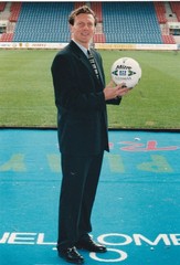PETER JACKSON HUDDERSFIELD MANAGER 5×7 INCH PHOTO UK POST FREE UK SALES ONLY