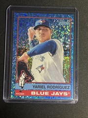 🔥Yariel Rodriguez 2025 Topps Heritage #357 Chrome Light Blue Sparkle Refractor