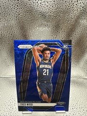 2024-25 Panini Prizm – Yves Missi #233 Blue Fast Break Prizm /150 (RC)