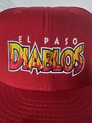 Vintage 90’s El Paso Diablos New Era Fitted Baseball Hat Cap Size 7 1/8 NWOT