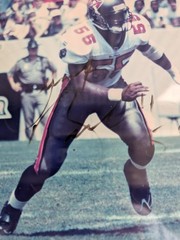 NFL Tampa Bay Buccaneers HoF Derrick Brooks Signed 8×10 Football Photo On Plaque