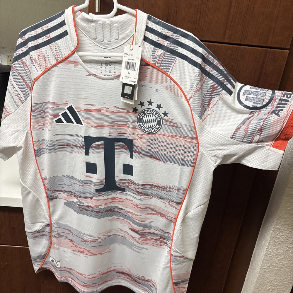 Adidas FC Bayern Munich 2025/2026 Authentic Away Jersey White Size Large JJ2145