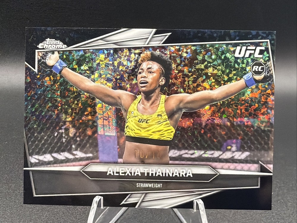 2026 Topps Chrome UFC Alexia Thainara Black Mini Diamonds Refractor 10/10