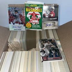 Huge Lot 700+ Sports Cards With Autos Baseball Football Basketball MLB NFL NBA