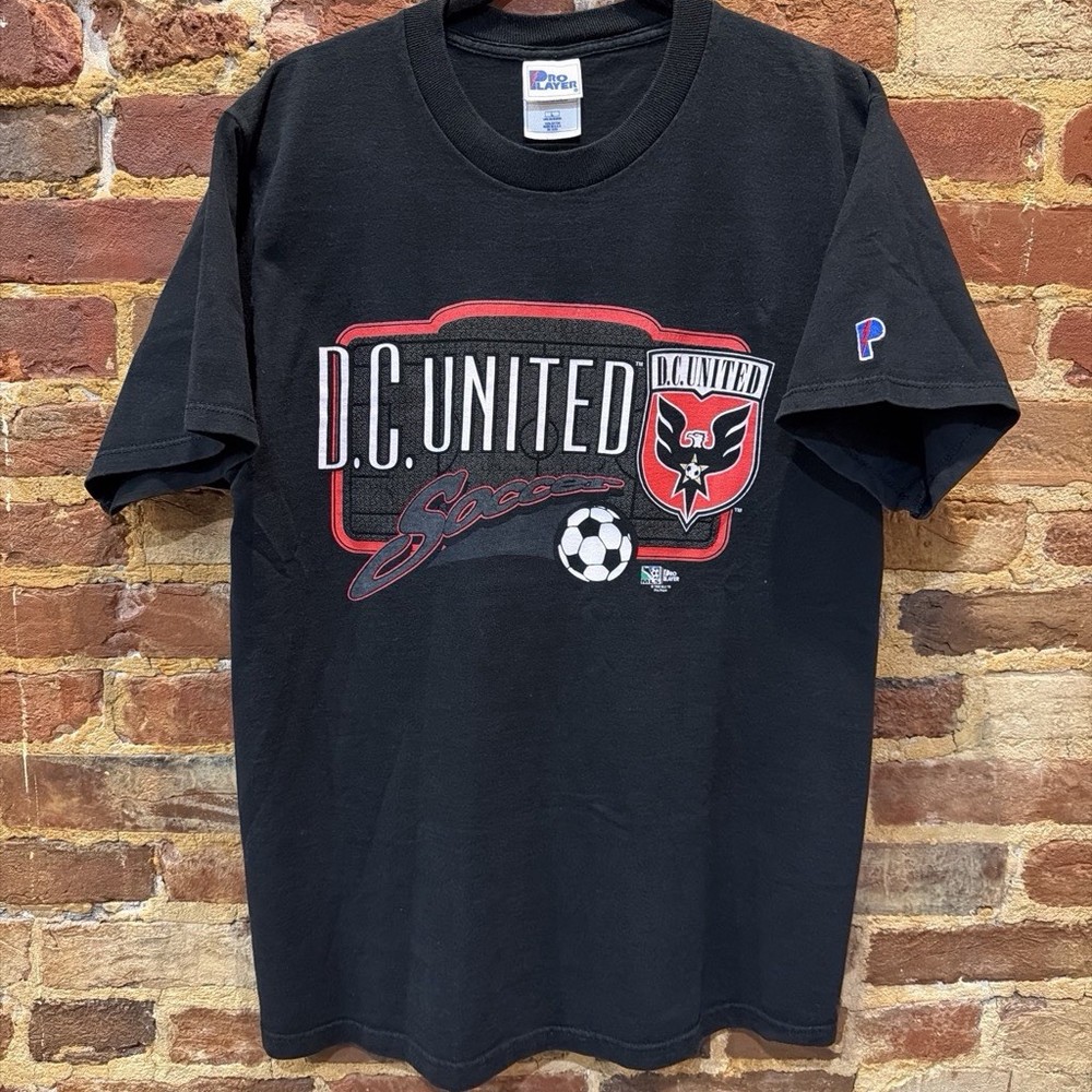 Pro Player D.C. United Major League Soccer (MLS) T-Shirt (L)