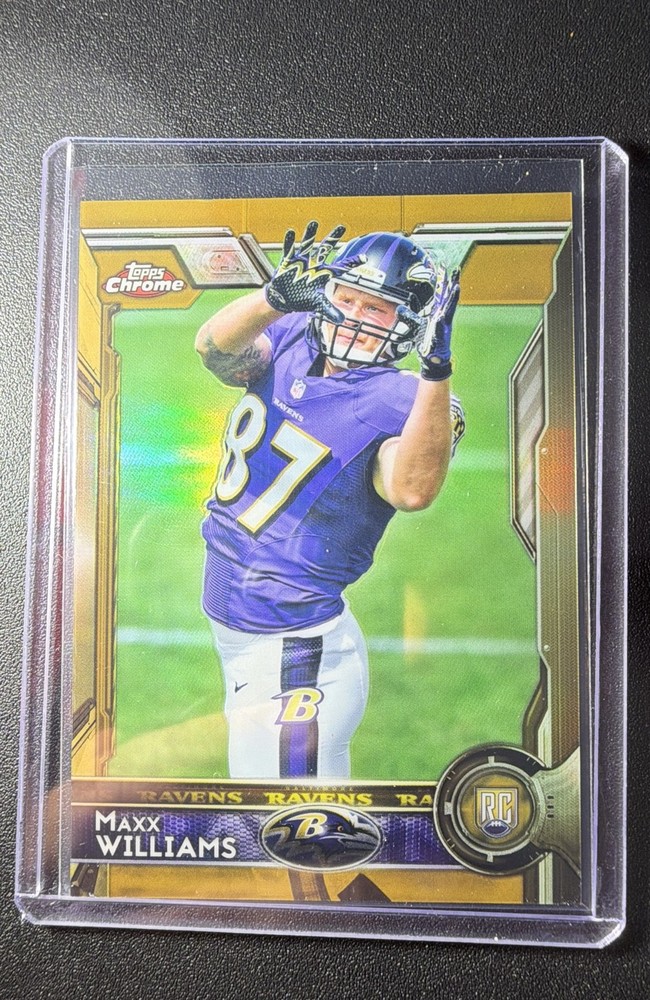 2015 Topps Chrome – Rookies Maxx Williams #165 Gold Refractor /50 (RC)