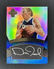2012-13 Panini Innovation Innovative Ink Dan Issel Auto #34 Nuggets Autograph