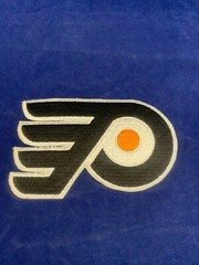 Philadelphia Flyers NHL Hockey Patch Size 4 x 6 inches Older Vintage patch