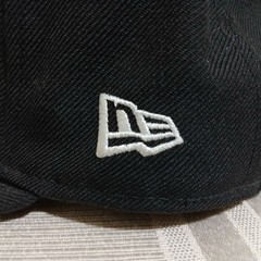 New Era Las Vegas Raiders Black Cap. Size 7 1/4. New With Tag.