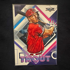 Topps Mike Trout Los Angeles Angels #197