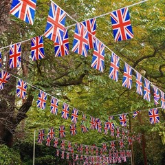 AhfuLife 30 Pcs Union Jack String Flags for VJ-Day 5.51×8.26 in-30 Pcs, UK