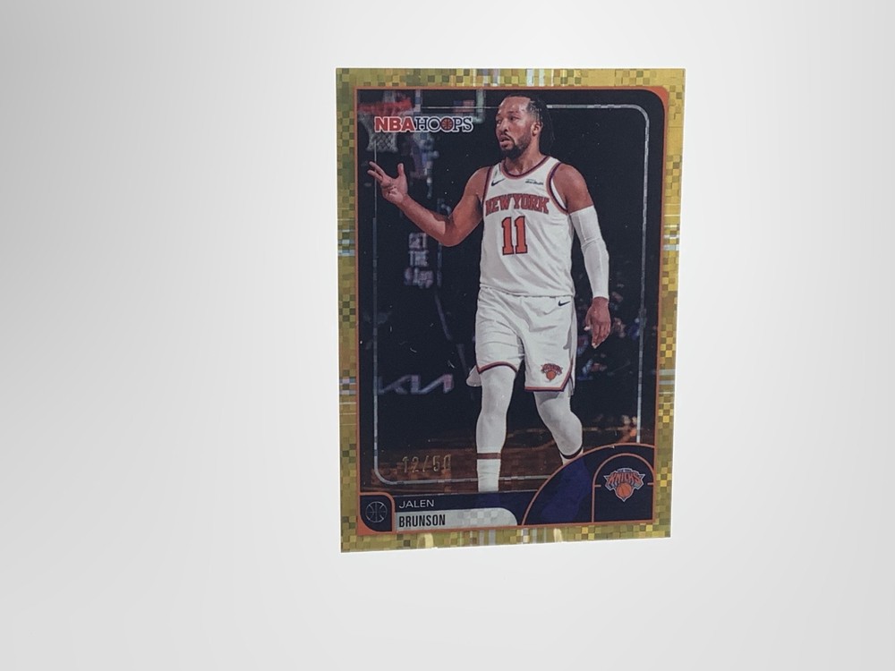 Topps Jalen Brunson New York Knicks NBA Hoops 2026 #190 pixel burst /50