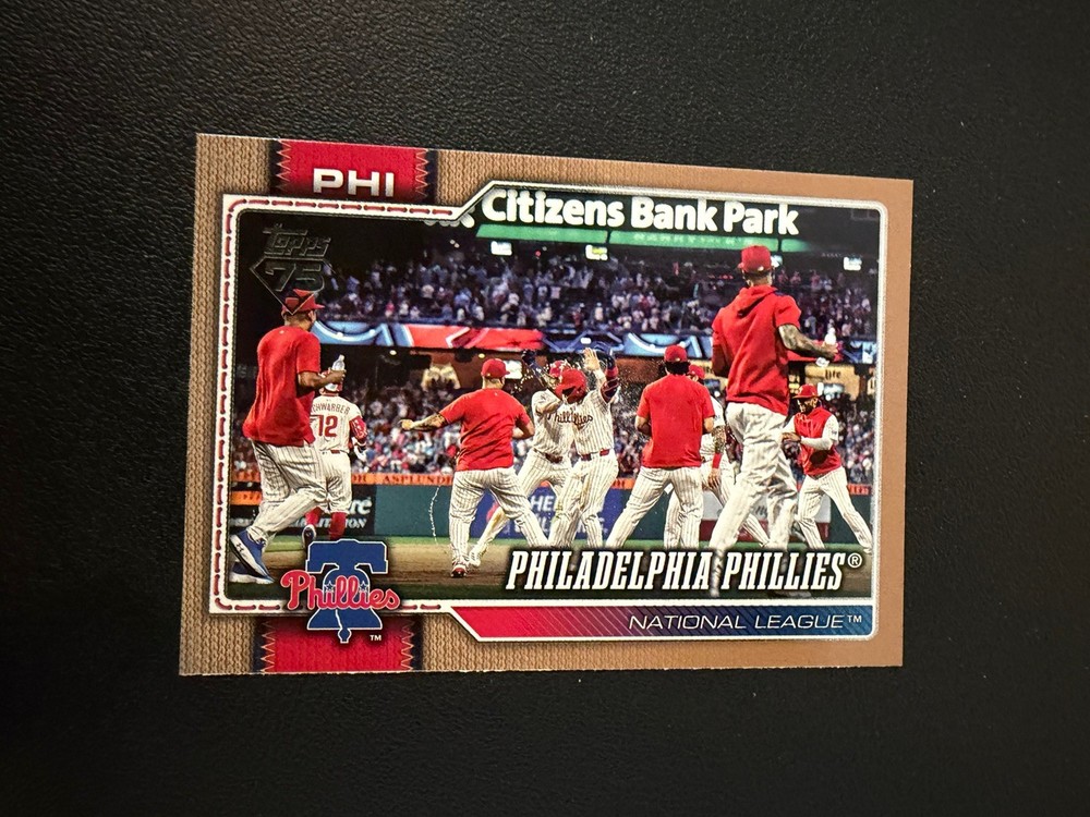 2026 Topps #295 Philadelphia Phillies team Card Gold #/2026