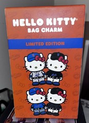 2026 NY Mets SGA Hello Kitty Plush Keychain Sealed Mystery Box 7/26 One Of Four