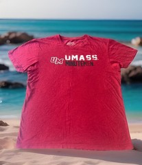 UMass UM Minutemen Logo Tee Shirt Adult XL Red Official Merchandise Vintage
