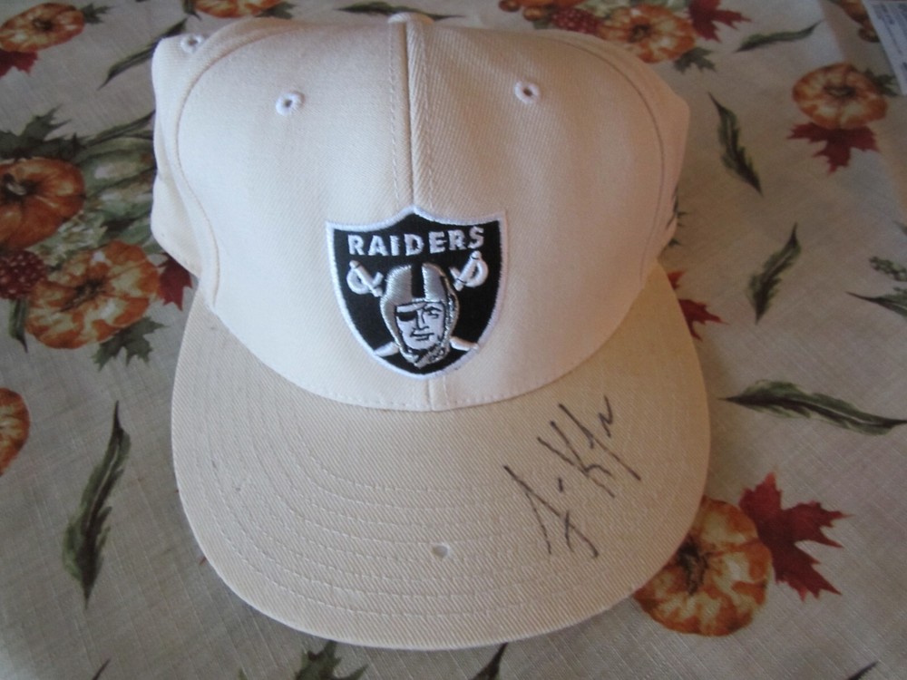 Oakland Raiders Signed hat – Unknown Player – No COA