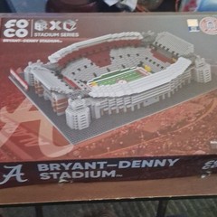 FOCO BRXLZ Stadium Series Alabama Crimson Tide Bryant-Denny Stadium Build Set