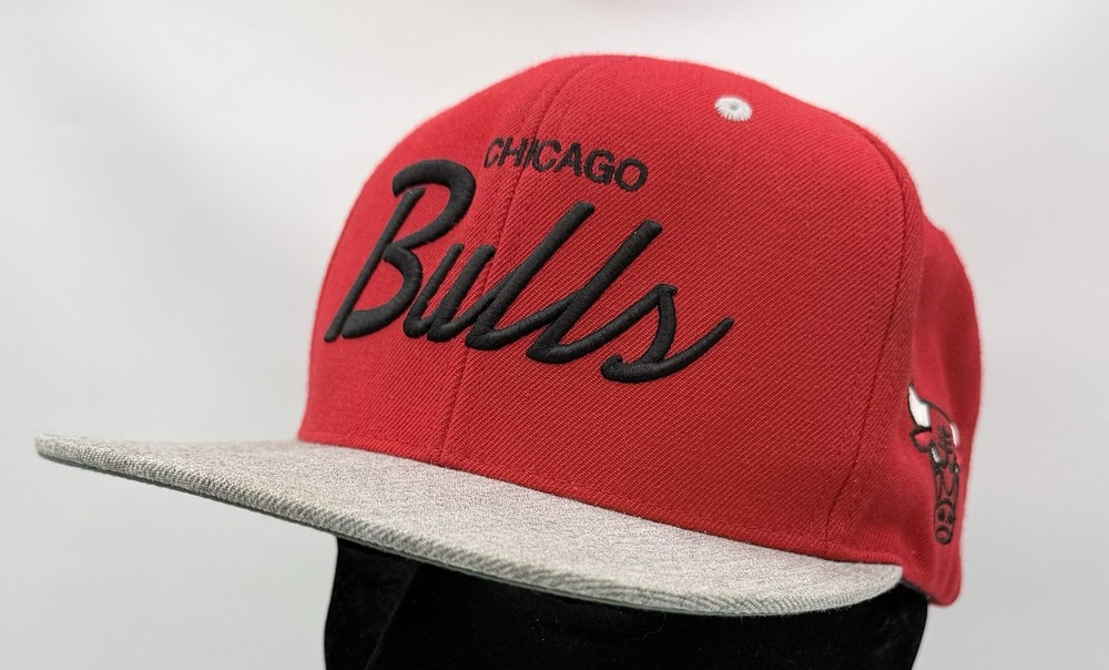 Mitchell & Ness Chicago Bulls Black/Red Adjustable Snapback Hat Cap Wool Blend