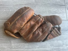 1940s Wilson A2114 3 Finger Baseball Glove