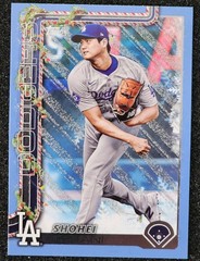 2025 Topps Holiday – Shohei Ohtani #H1 Holiday LIGHT BLUE Glitter SP