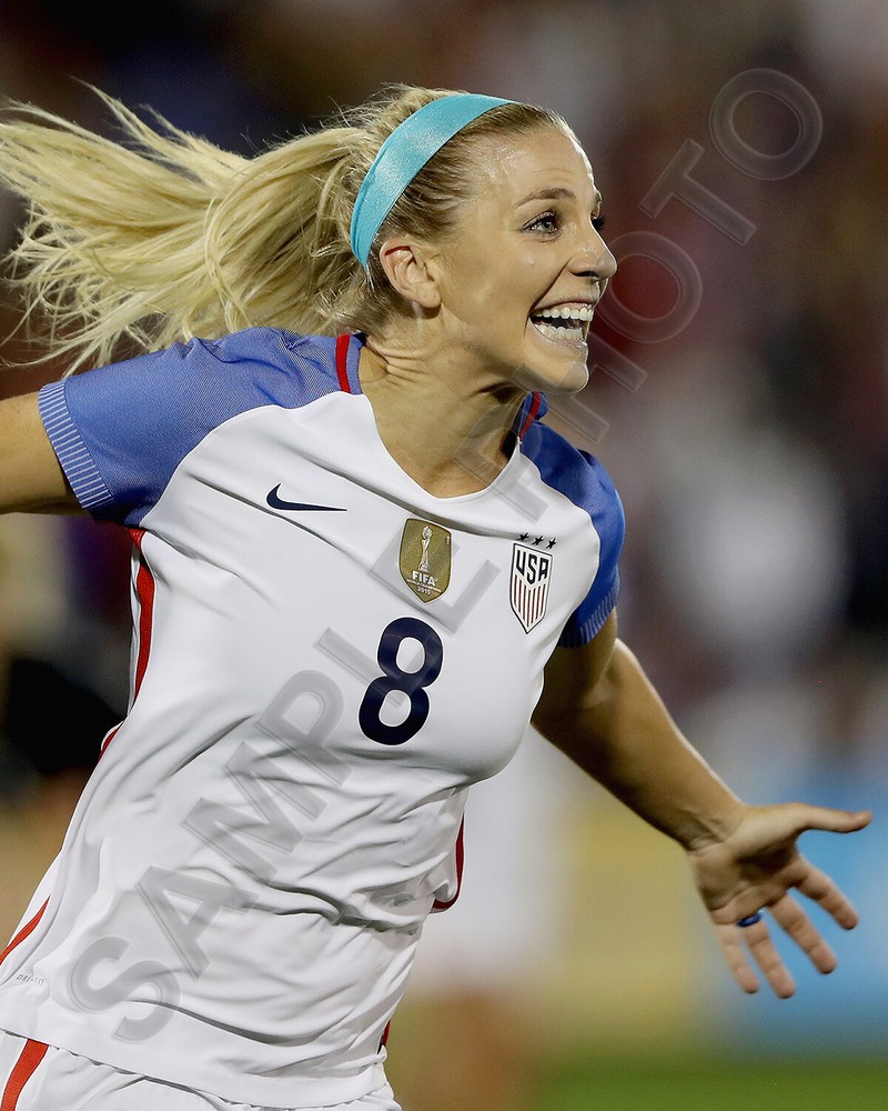 Julie Ertz 2019 USA Womens Soccer World Cup USWNT 8×10 Photo
