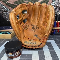 1970s MacGregor G23T Pete Rose Pro Model Baseball Glove