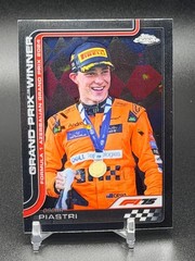 2025 Topps Chrome F1 #109 Oscar Piastri McLaren