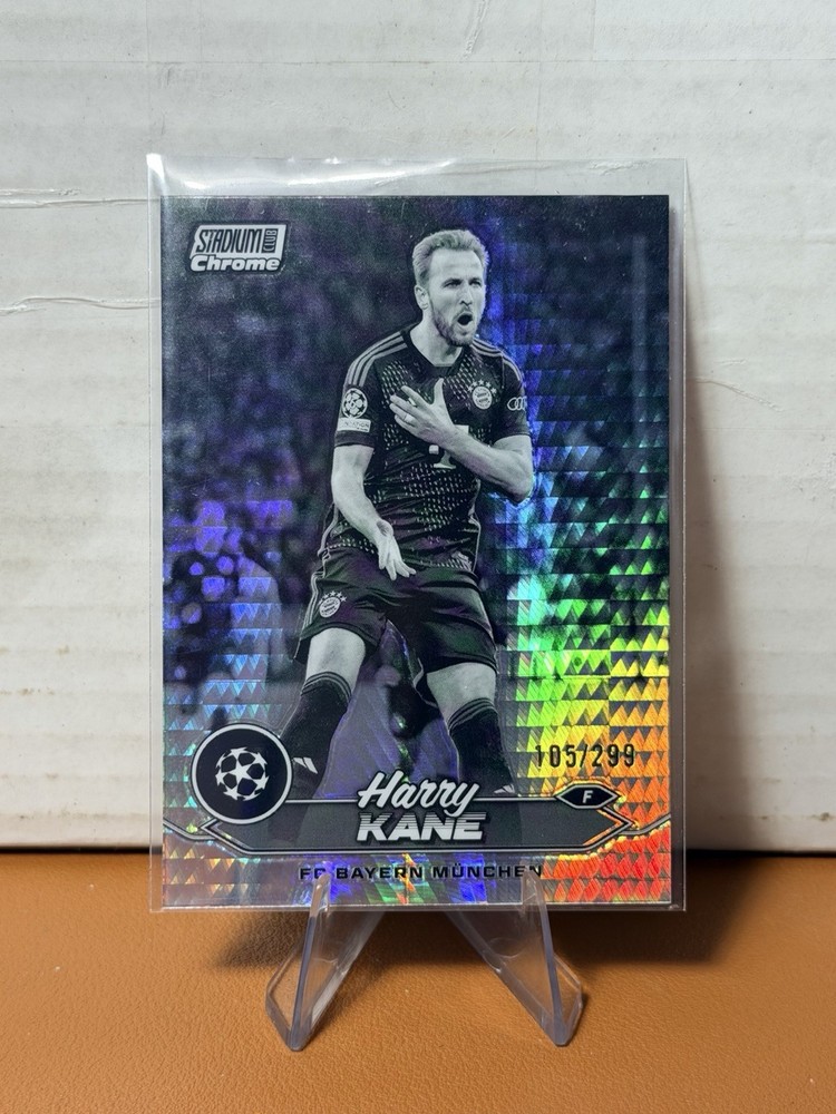 2023-24 Topps Stadium Club Chrome Harry Kane Black & White Refractor /299