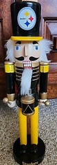 Read – FOCO Pittsburgh Steelers Wood Nutcracker, Approx 14 Inches Tall