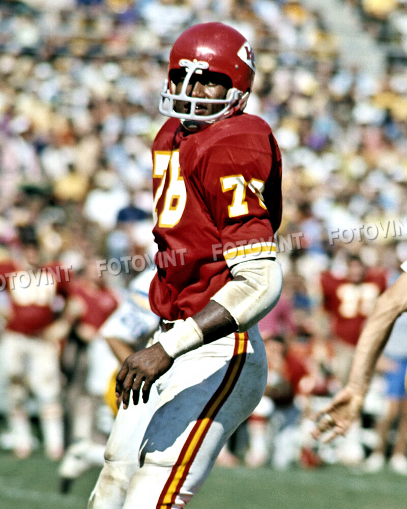 BOBBY BELL Photo Picture KANSAS CITY CHIEFS Football 8×10 11×14 11×17 16×20 (B1)
