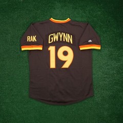 Tony Gwynn 1984 San Diego Padres Brown Road Cooperstown Throwback Men’s Jersey